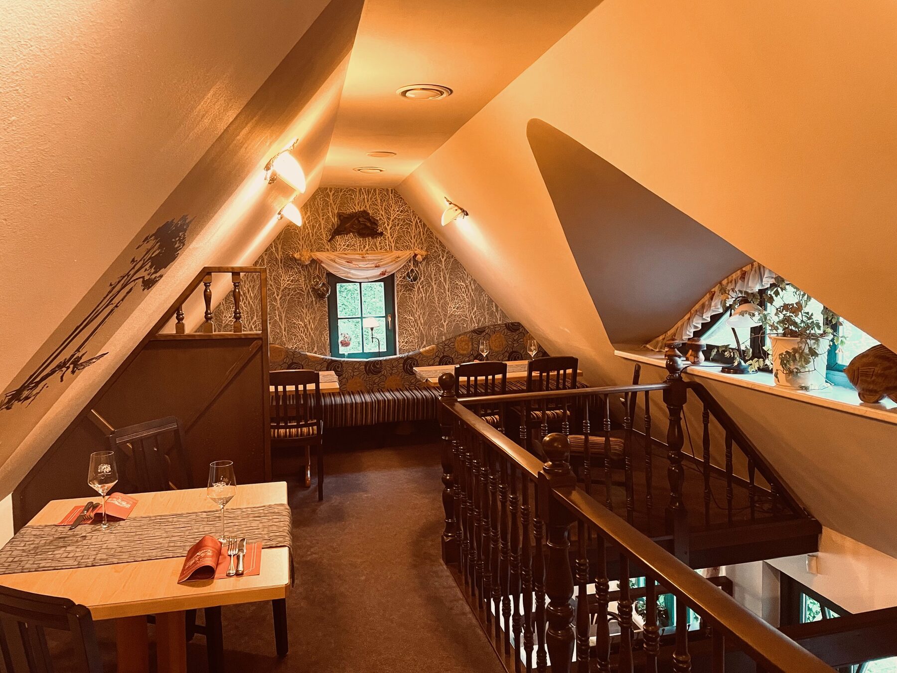 Blick in die Dachstube unterm Reetdach